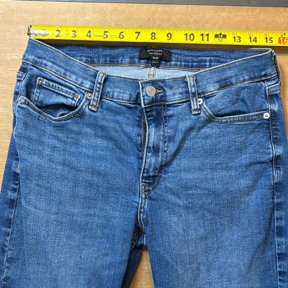 Banana Republic women’s Blue Jeans - Picture 4 of 7